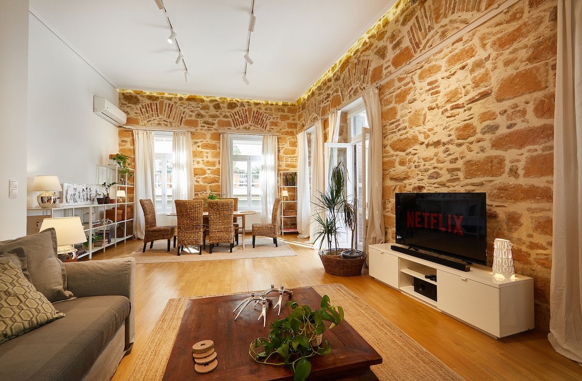 Chloe Boutique Apartments Plaka gallery image 3