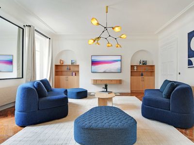 Exceptional Property with 4 Bedrooms at the Louvre