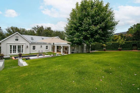 Rathfelder Charm Photo 7