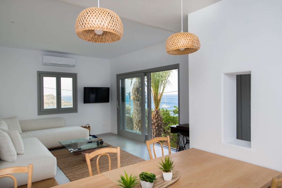 Mykonos Serendipity – Walk 3 Beaches & Scorpios gallery image 4
