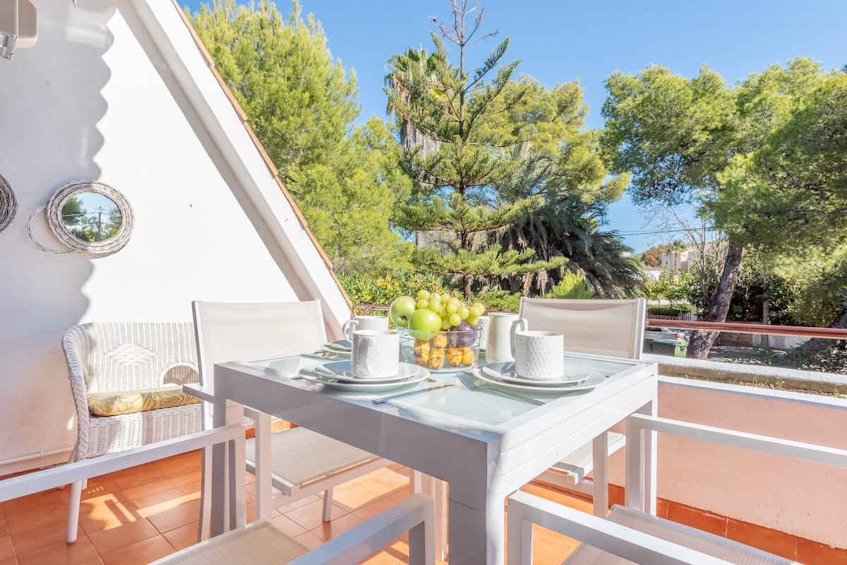 Mercuri gallery image 3