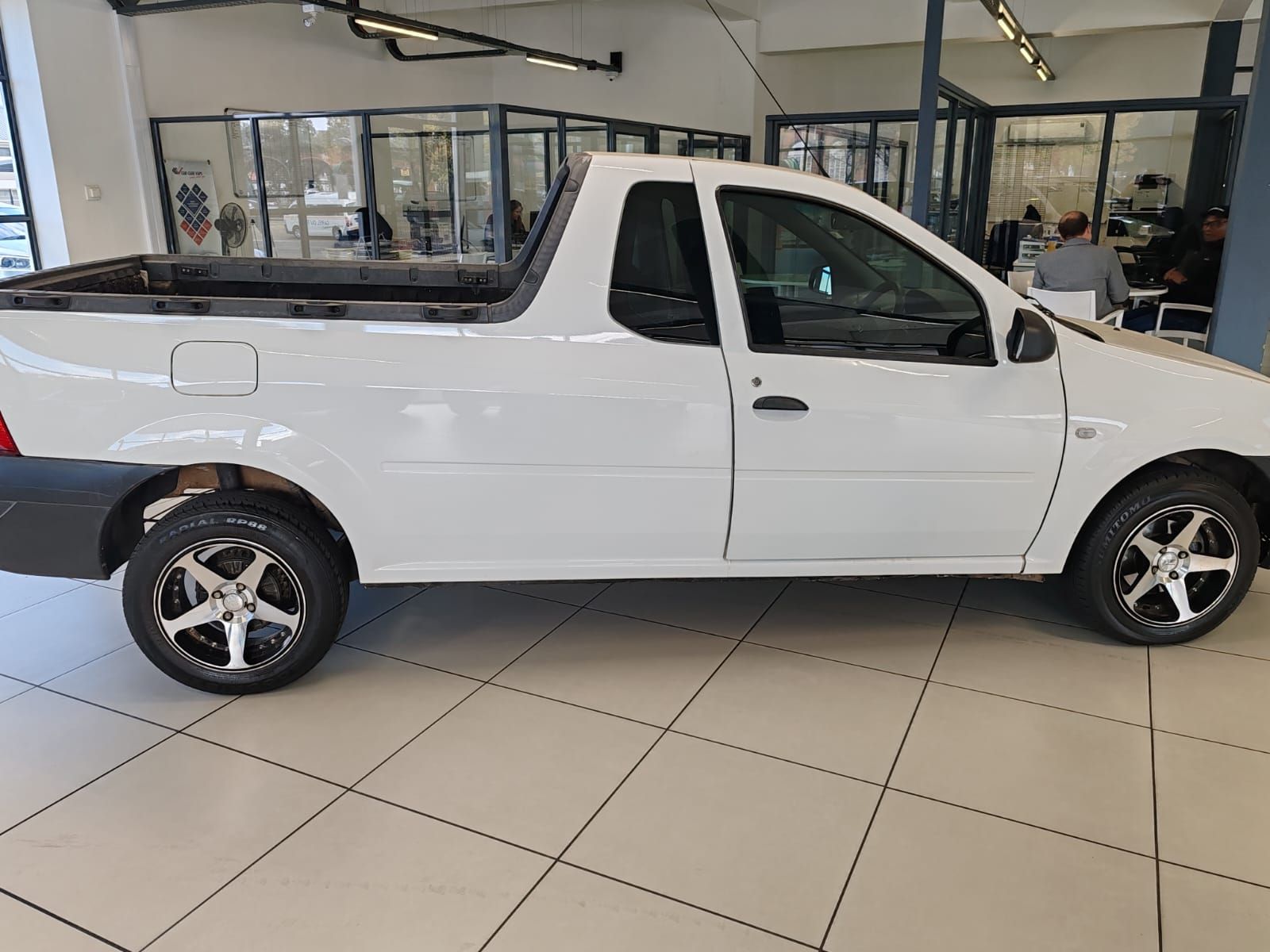 Used car gallery