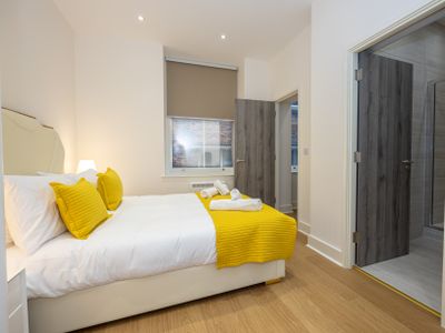 Stylish 2BD Apartment in China Town, Manchester