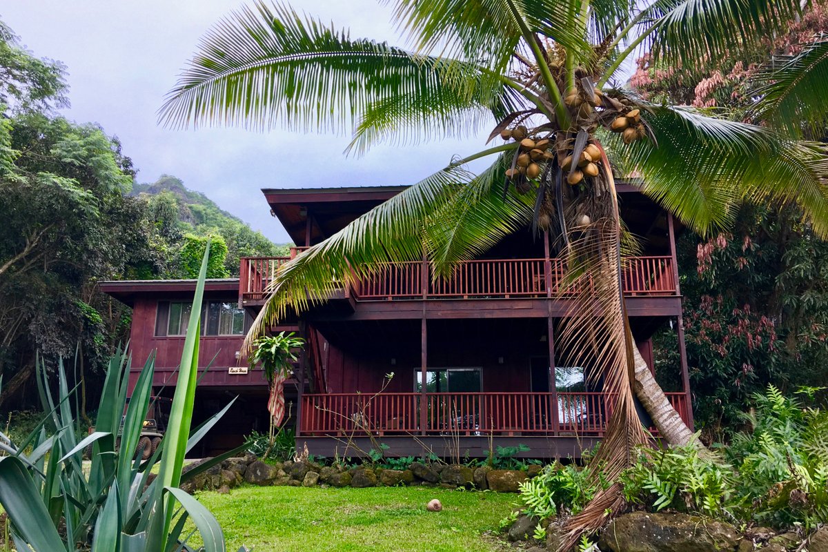 Ranch House Sleeps 8+