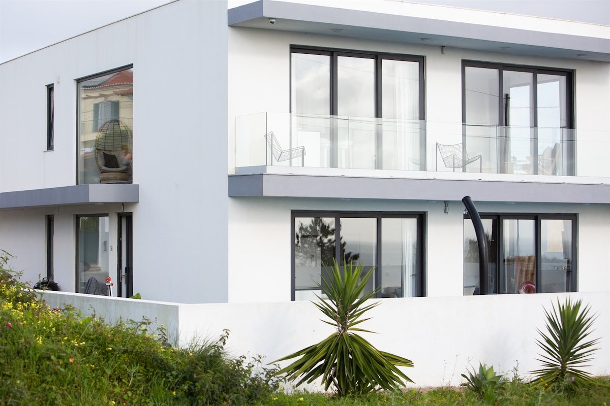 Praceta Porthaus – entire private main home gallery image 2