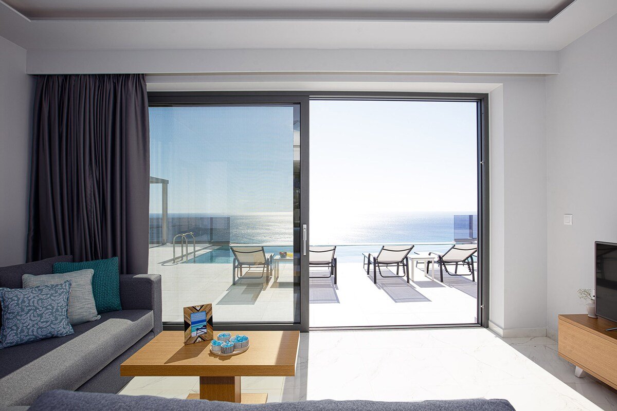 Sunset Lovers Villa, 3 BD, 3 BA, sea view pool gallery image 5