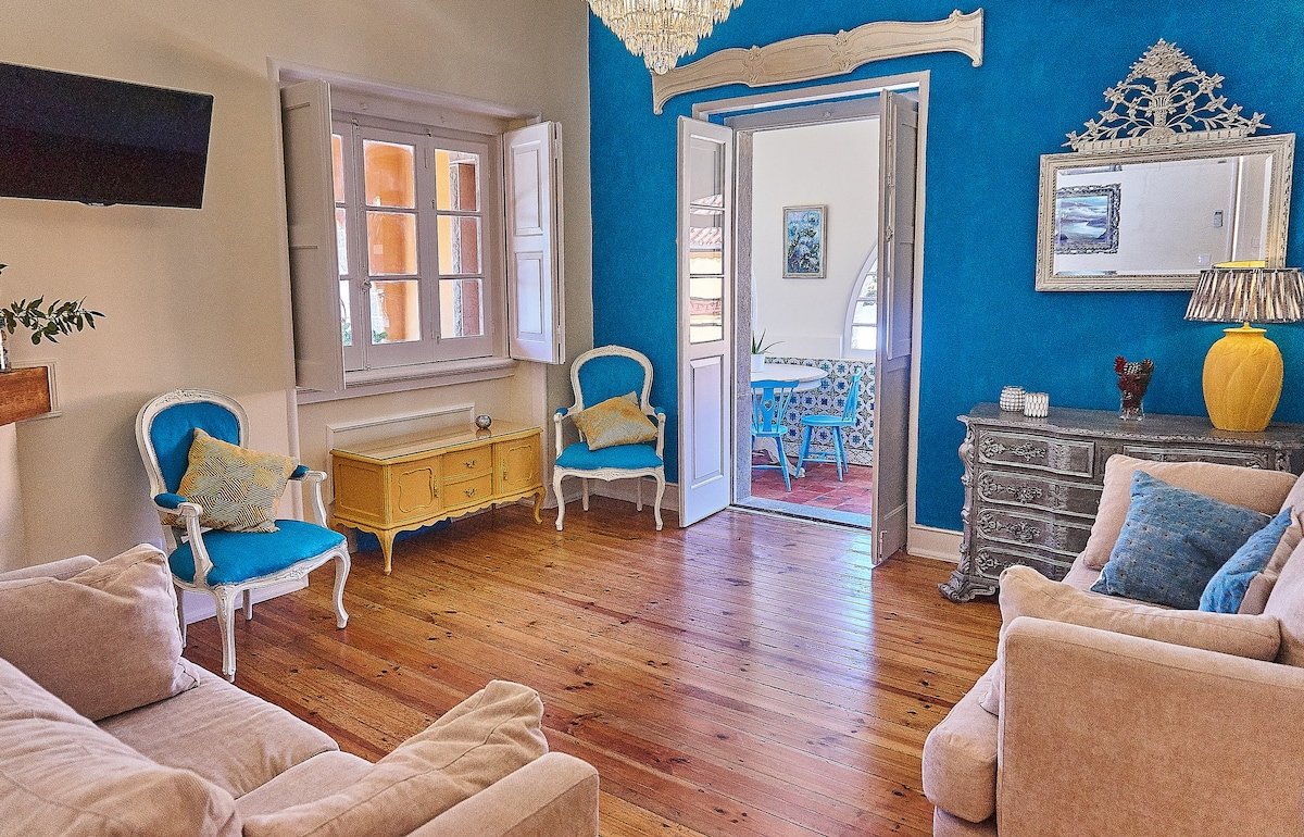 Colares Sintra – heated and fenced pool near beach gallery image 5