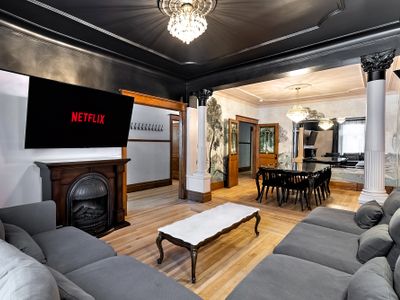 The Classic | Backyard | AC | Subway | Parking