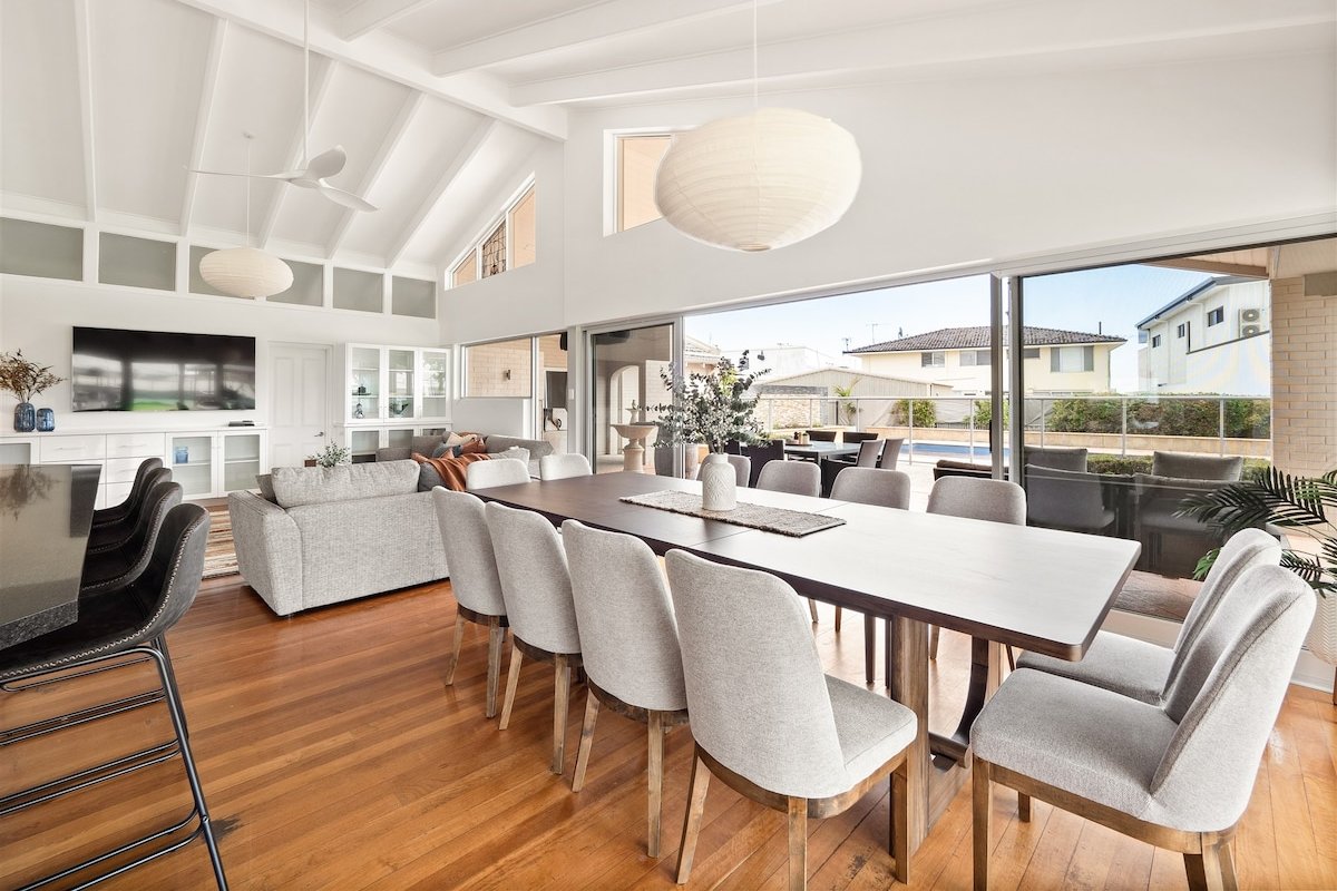 The Ranch—Beachside Pool Retreat with Tennis Court gallery image 5