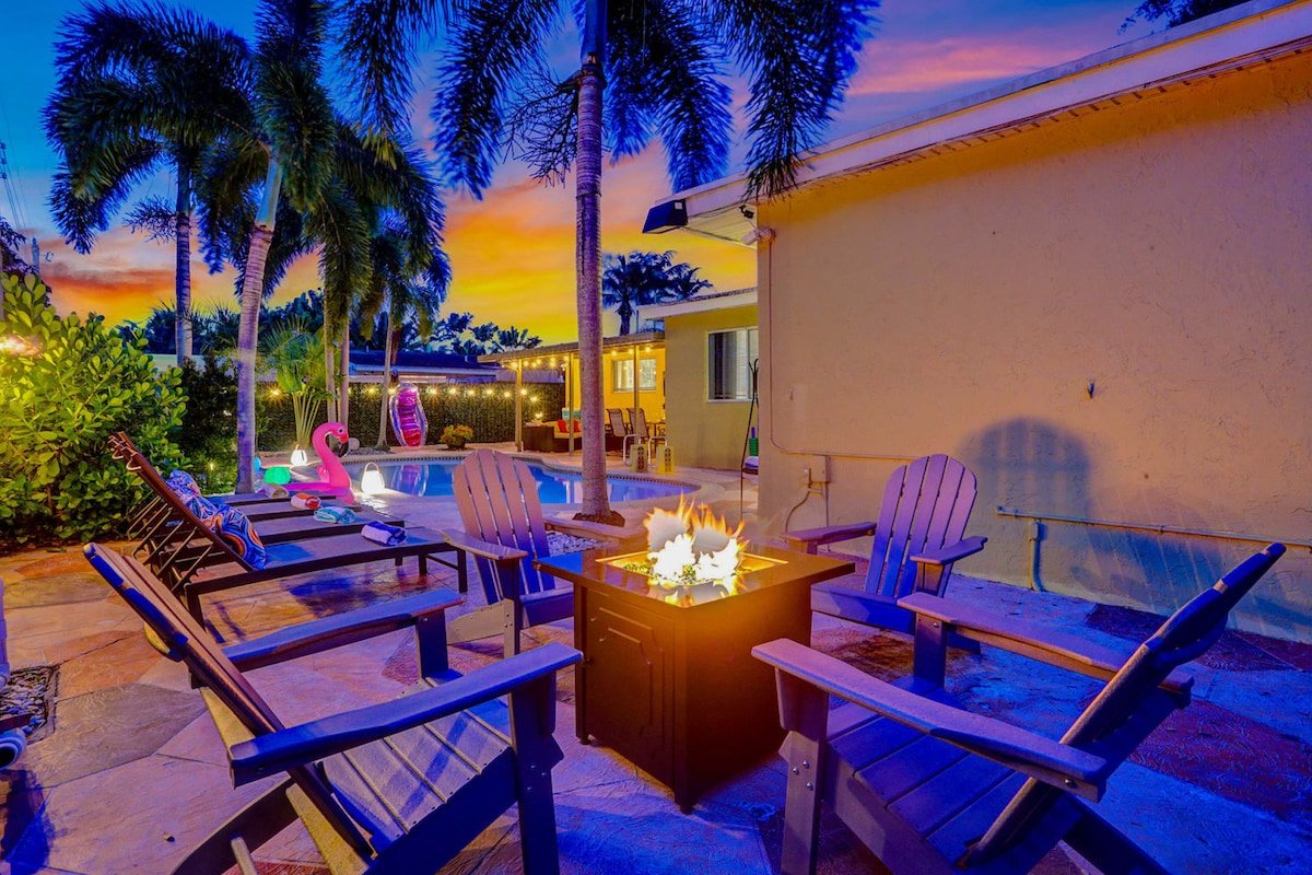 Family 5BD Villa~Heated Pool~Fire Pit gallery image 5