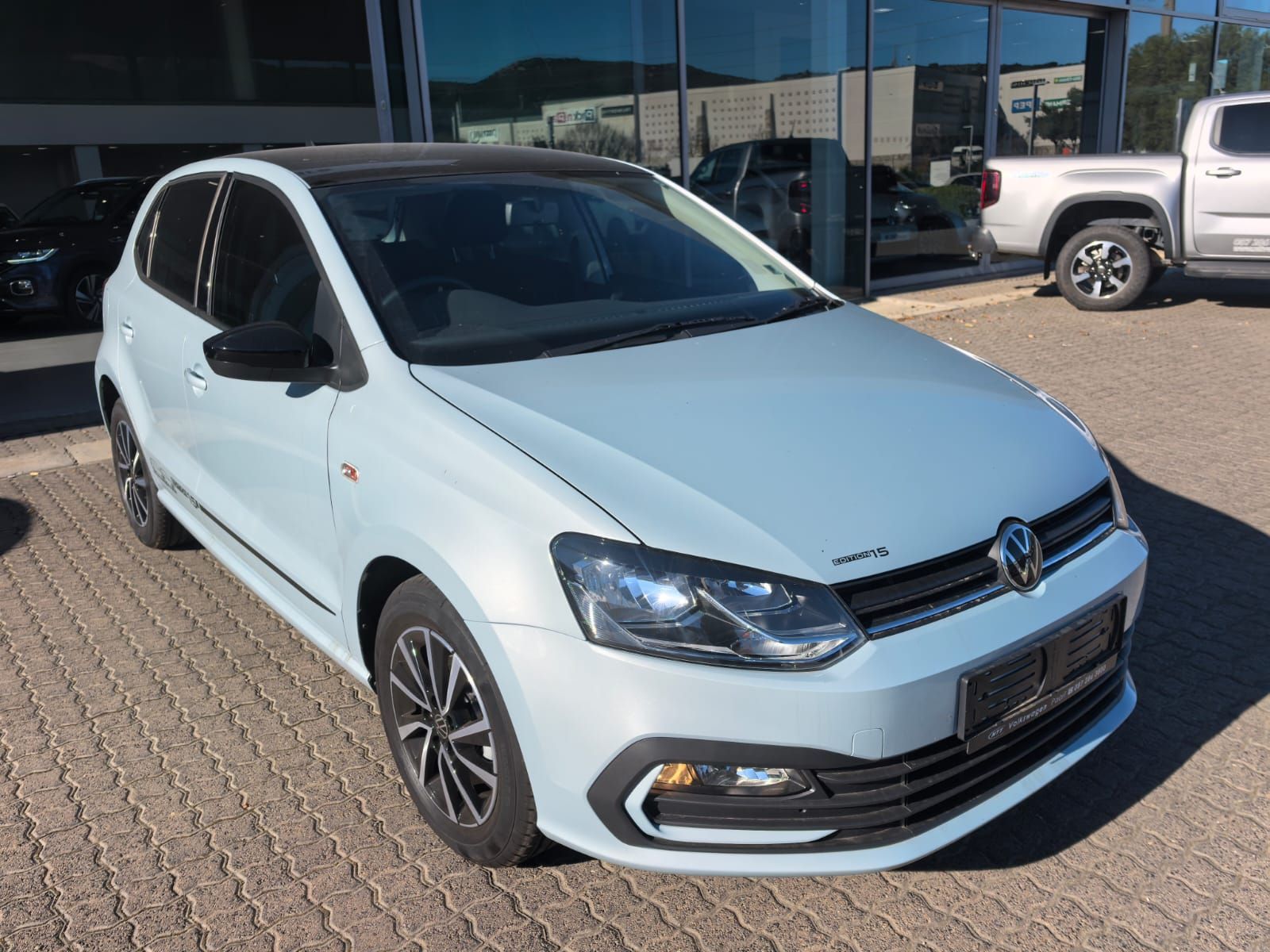 VOLKSWAGEN POLO VIVO 1.4 LIFE for Sale in South Africa