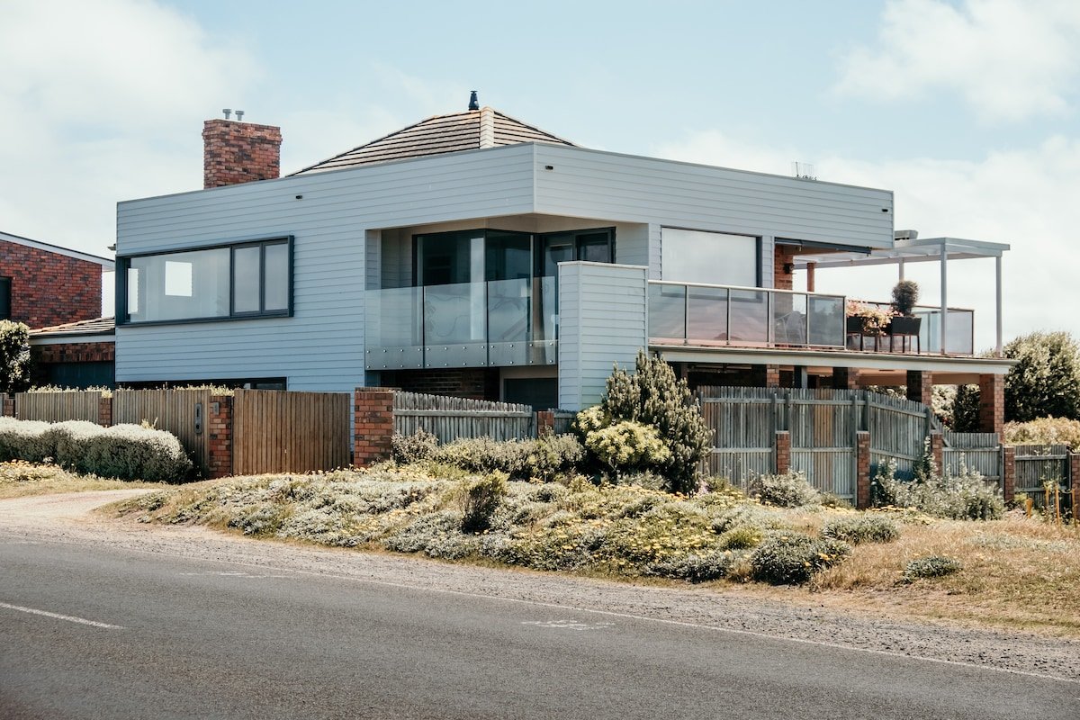 Ocean Sands Beach Front House gallery image 3