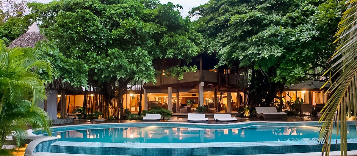 Casa Capitan, luxury barefoot in Santa Teresa