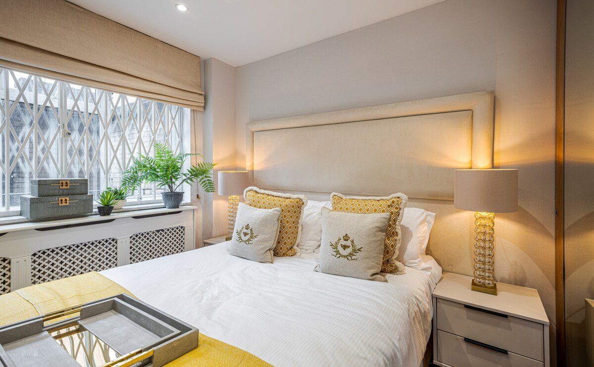 Modern Sanctuary with Designer Flair gallery image 2