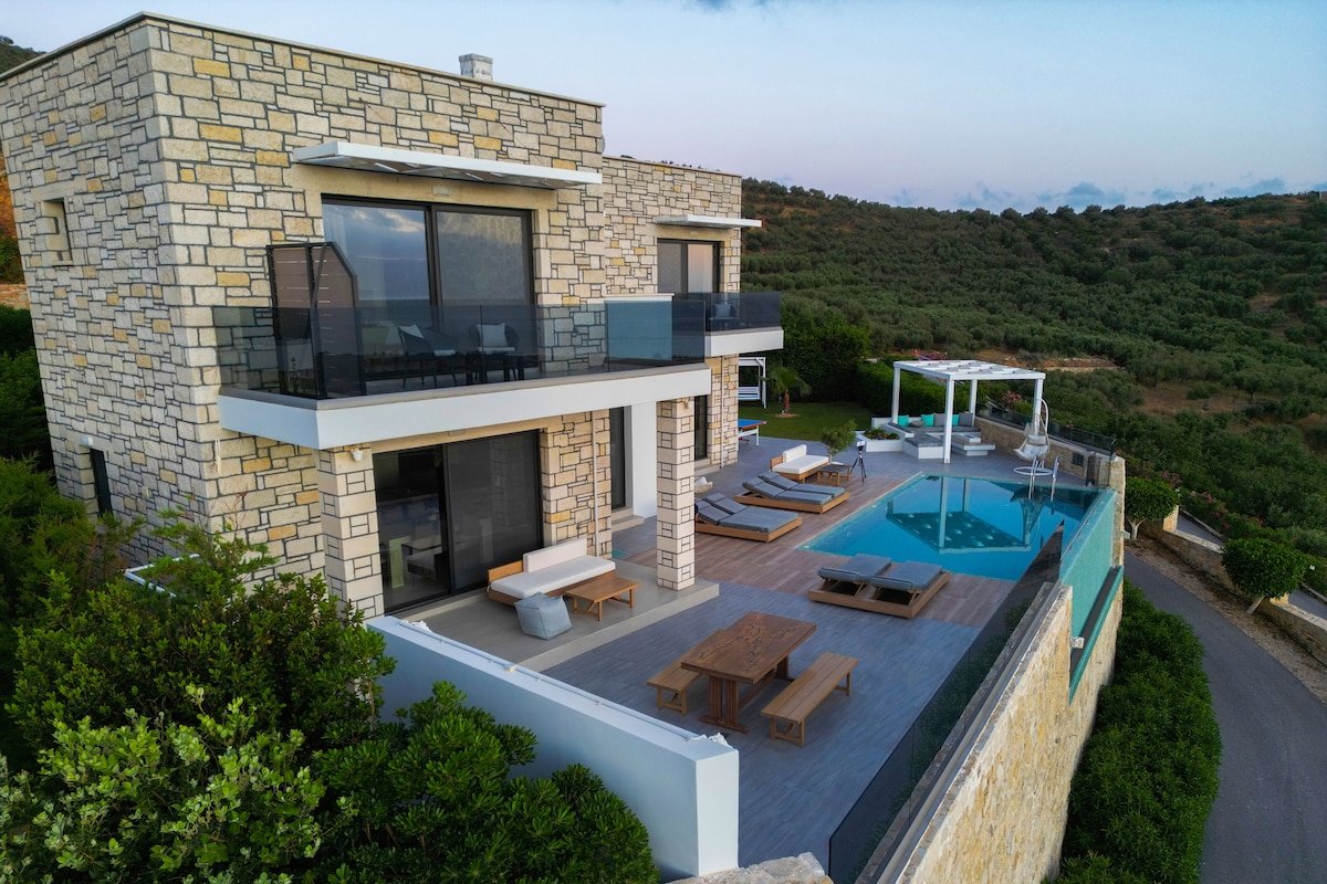Heated Pool, Sea View, Paleokastro Luxury Villa gallery image 5