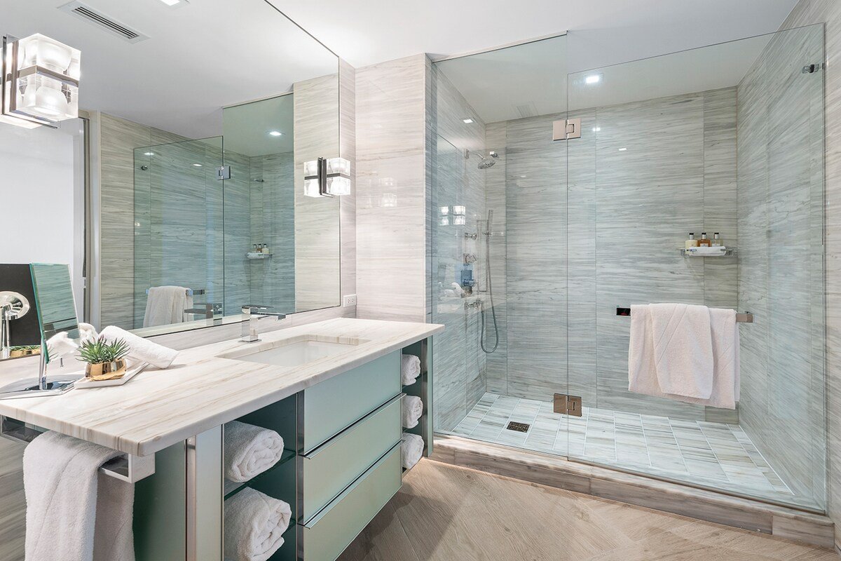 Stunning Private Residence at W South Beach – 804 gallery image 3