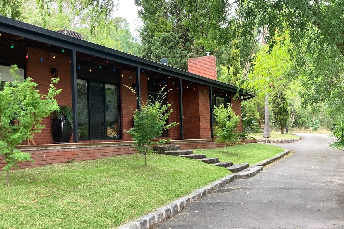 Healesville Mountainview Boutique Country Lodge gallery image 5