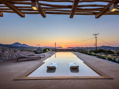 Milos Retreat Fusion – Main Villa