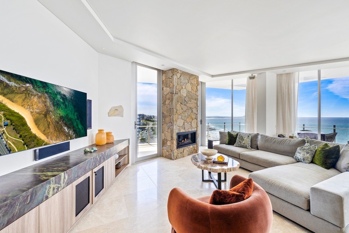 Oceans Mooloolaba Beach Four-Bedroom Penthouse