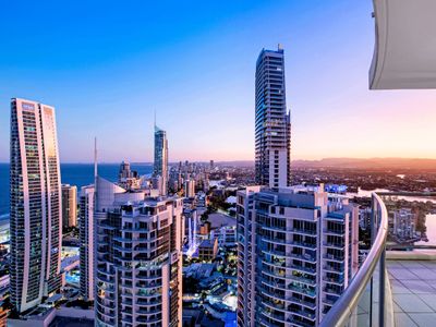 Level 45 Luxury Sub-Penthouse in Towers of Chevron