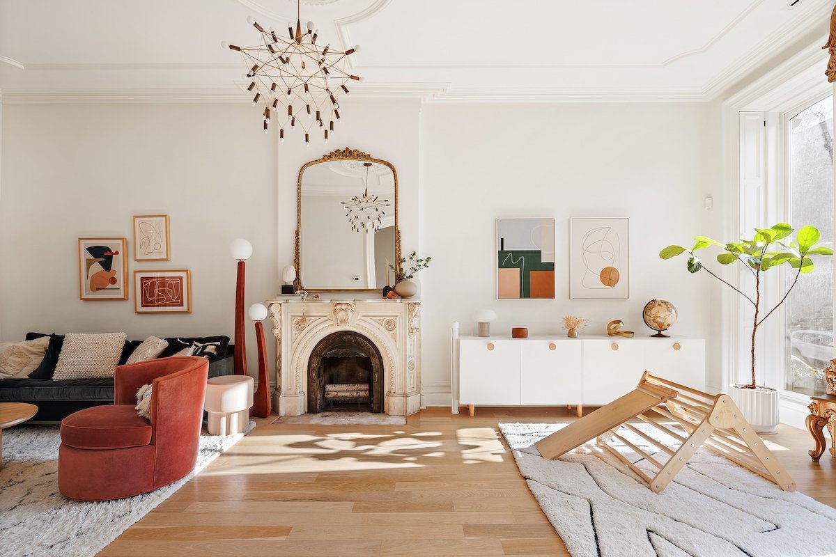 3000SF Mint Park Slope 5BR w/ deck & yard gallery image 3