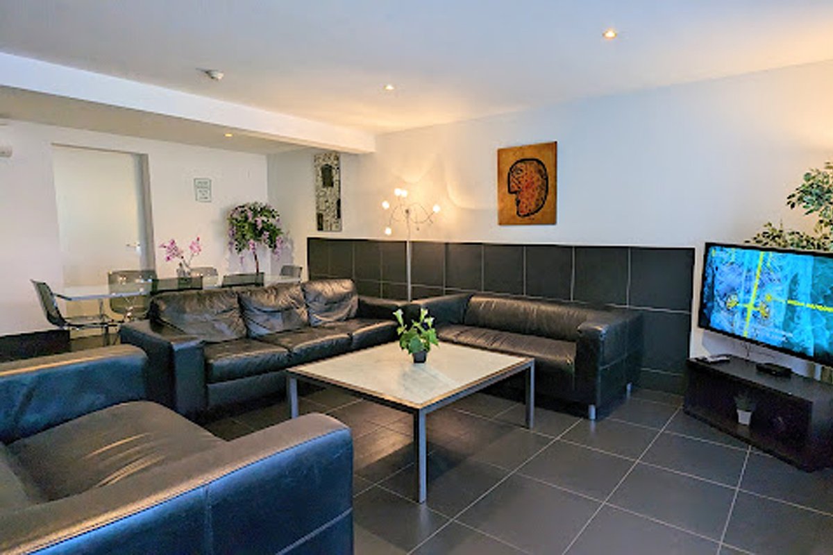 AmsterdamBase with pricate external space