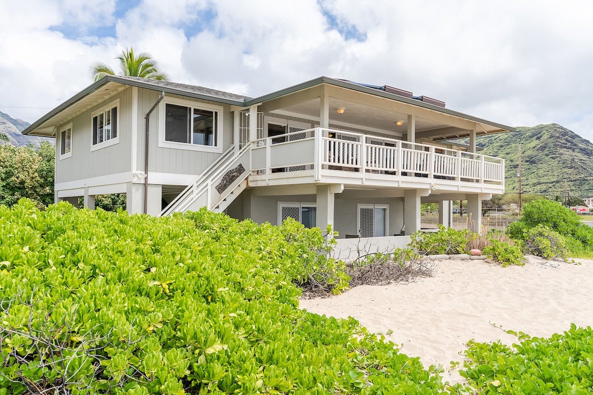 Oceanfront Sandy Beach 6 Bedrooms 4 Baths Jacuzzi gallery image 3