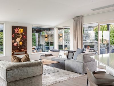 Baywaters Retreat by Sotheby’s Luxury Rental Homes