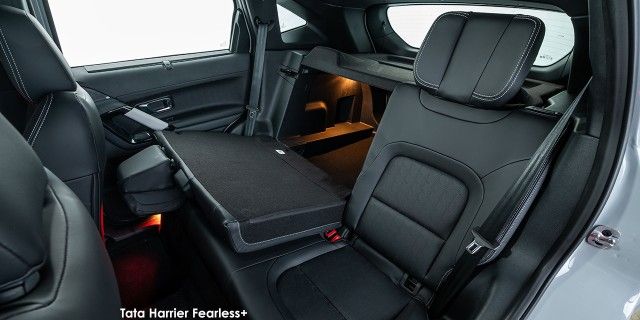 TATA HARRIER 2.0TD FEARLESS + A/T - 15 