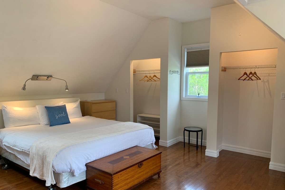 Grand Maritime Luxury Spa & Pool 5bdr Retreat! gallery image 3