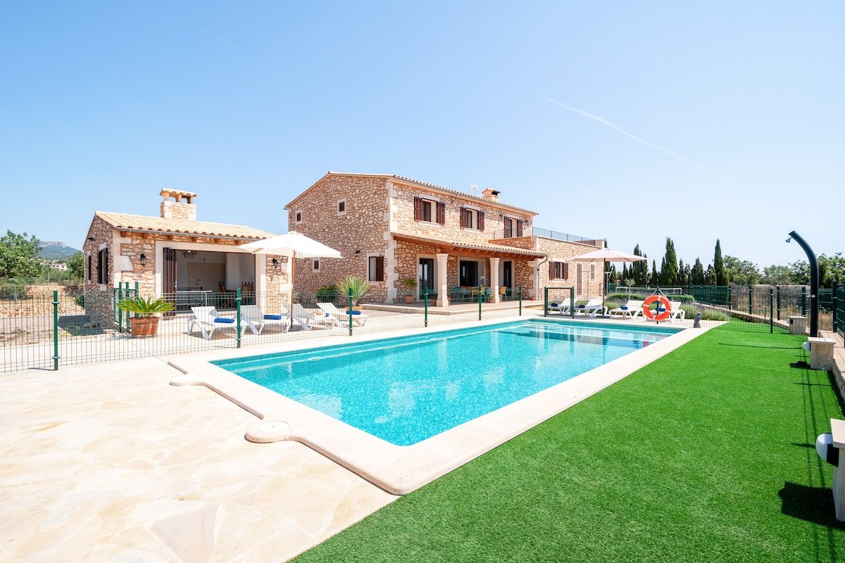 Casa con Piscina, barbacoa, AACC y Wifi gallery image 2