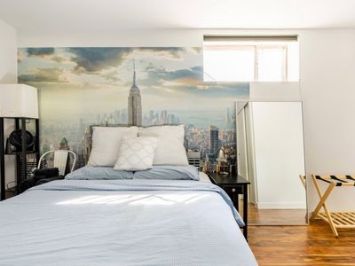 Montlake Private Suite