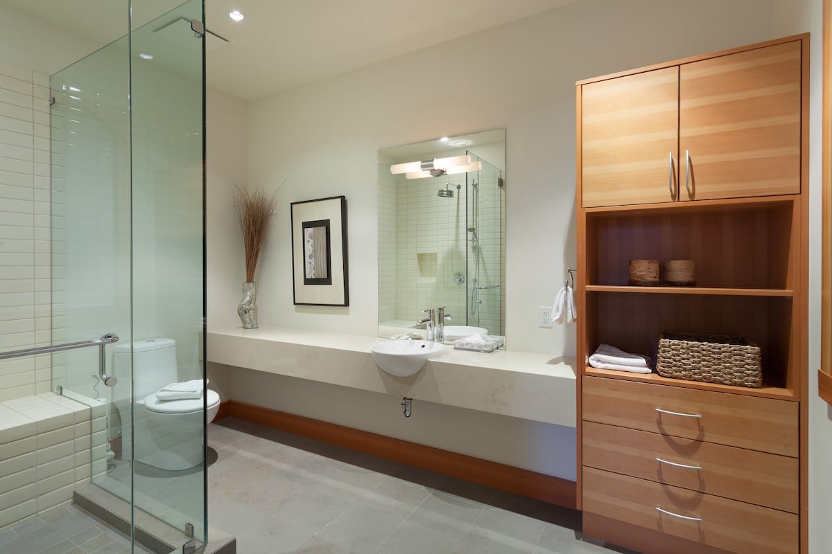 Mountain retreat w/ ski access & fireplace gallery image 3