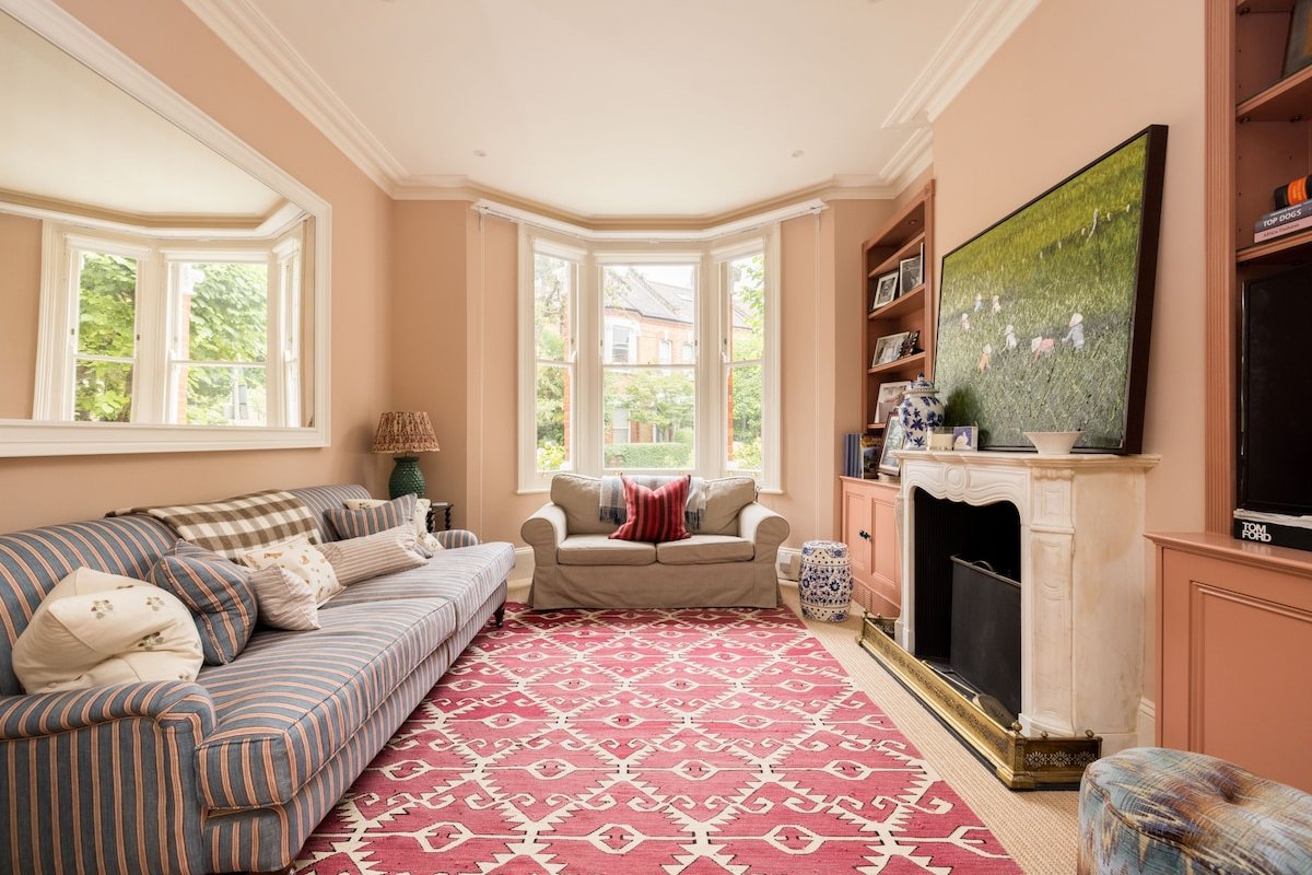 Battersea Park 3 Bedroom Residence gallery image 2