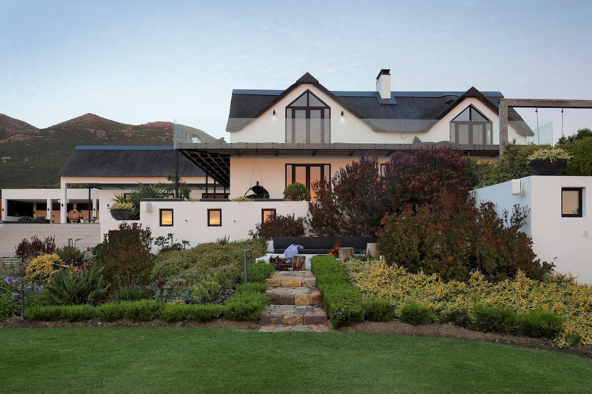 Nimano Hillside gallery image 4