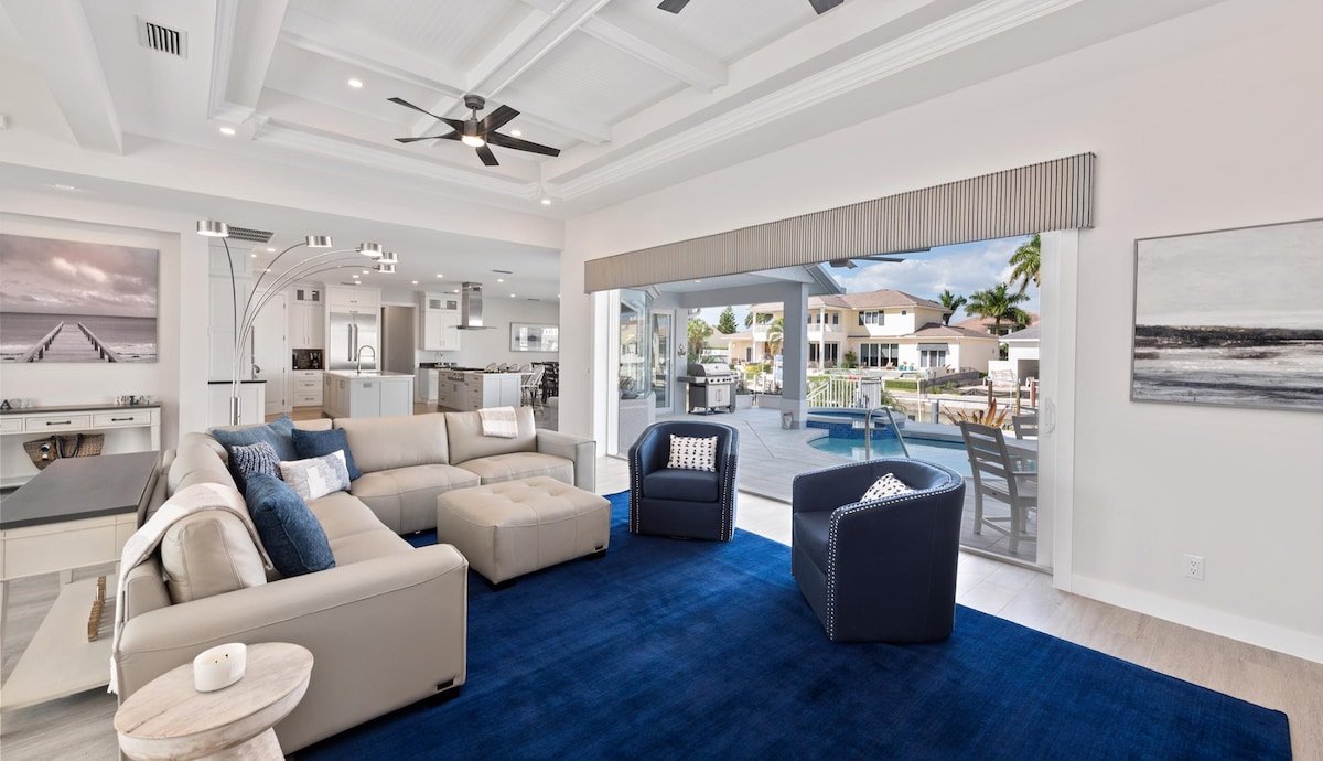 Blue Jasmine gallery image 4