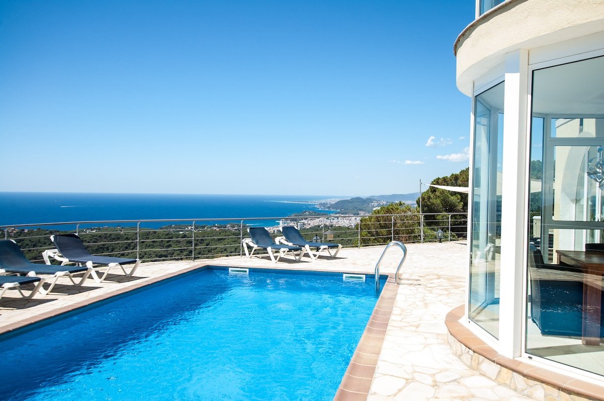 ★ CoastalVillas – Villa Dali ★ amazing sea views gallery image 4