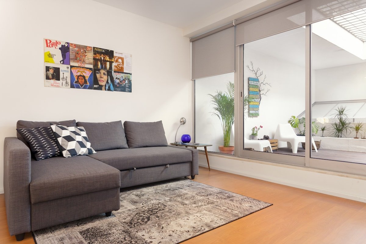 FH – Prédio de 6 Apartamentos no Centro do Porto gallery image 3