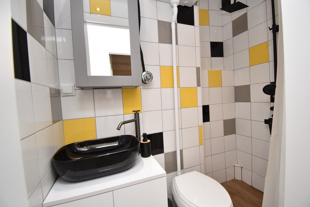 Huge ‘n’ Happy Apartment gallery image 5