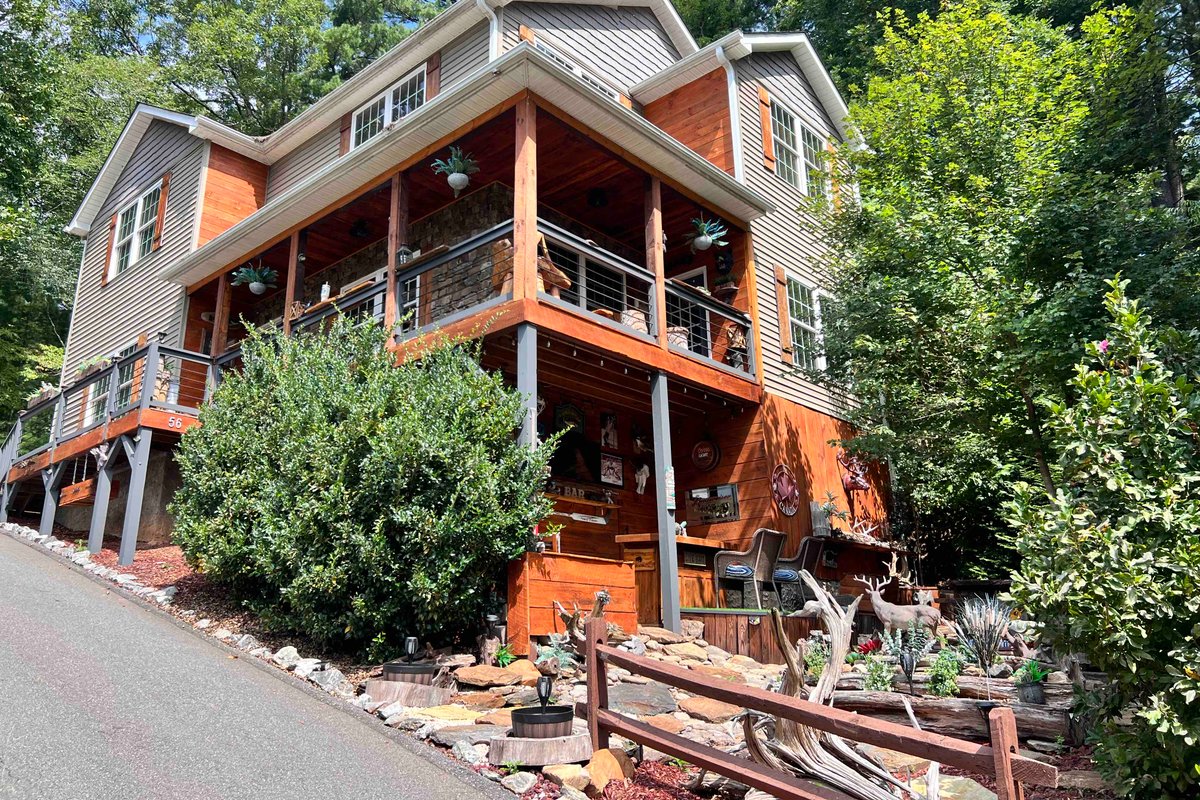 Mountain View “No cleaning fee”