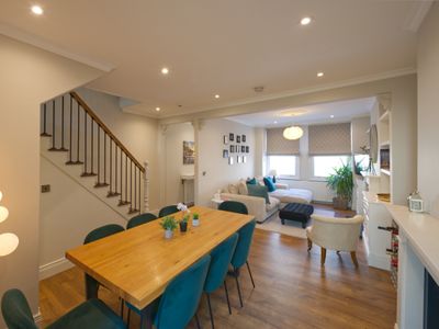 Refurbished Victorian Gem • 10 Mins to Kensington