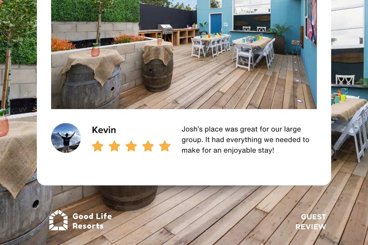 Resort Perks: 12BR, 48 Guests, Prime Downtown gallery image 4