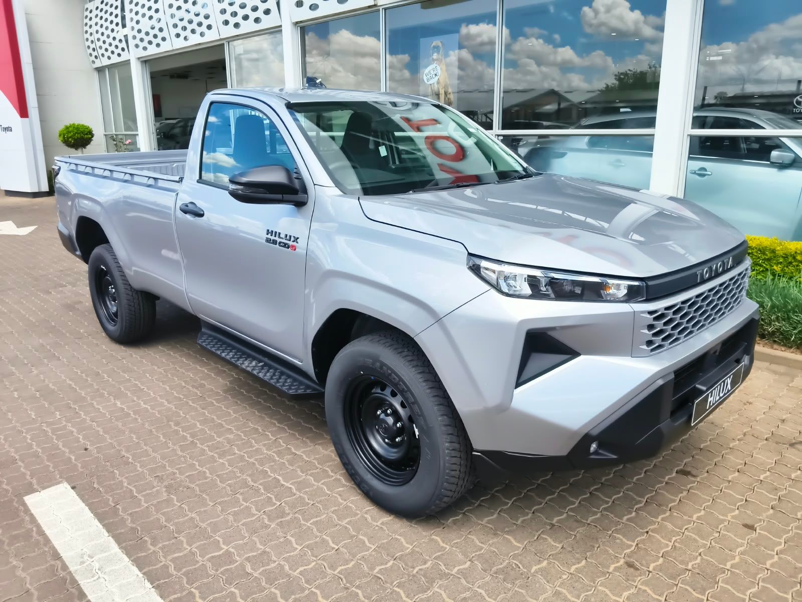 TOYOTA HILUX 2.8 GD-6 RB SRX A T P U S C for Sale in South Africa
