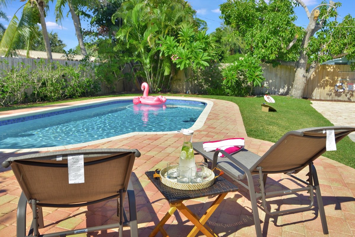 Beach House 51-Large Heated Pool-10min fr Beach gallery image 2