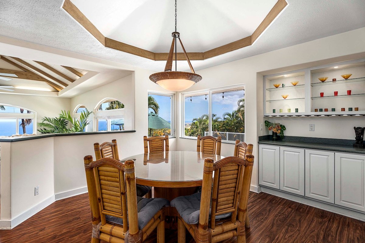 Honu Hale: Oceanview Estate w/ Pool, Hot Tub, AC gallery image 5