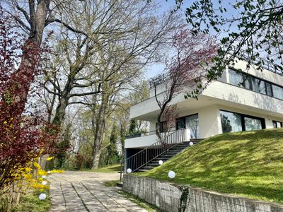 Villa 19 in Döbling Vienna with Garden & Terrace