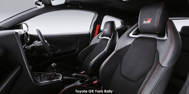 TOYOTA GR YARIS RALLY 1.6T A/T - 16 