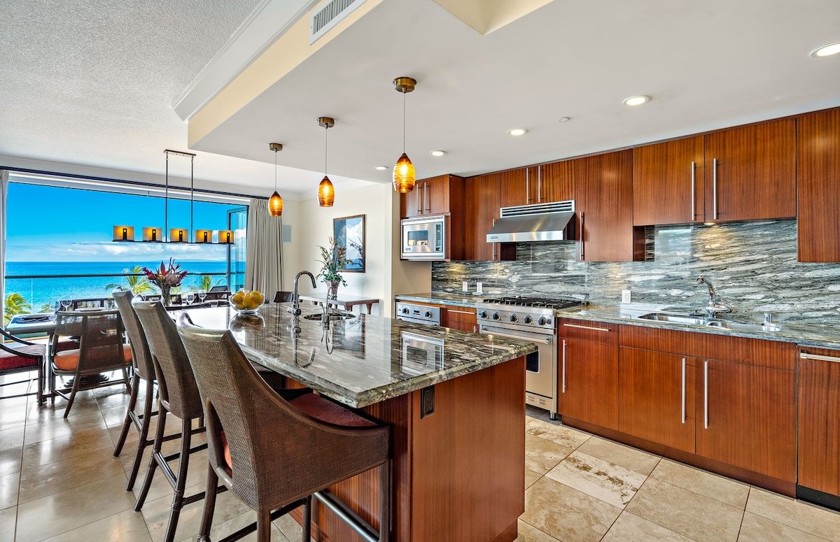 Maui Resort Rentals: Honua Kai Hokulani 551 gallery image 3