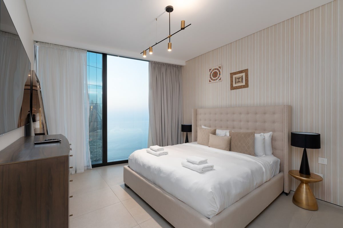 Elegant Address JBR 3BR w/ Beach Access gallery image 4