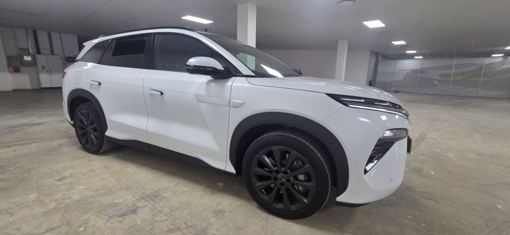 BYD ATTO 8 1.5T PERFORMANCE AWD for Sale in South Africa